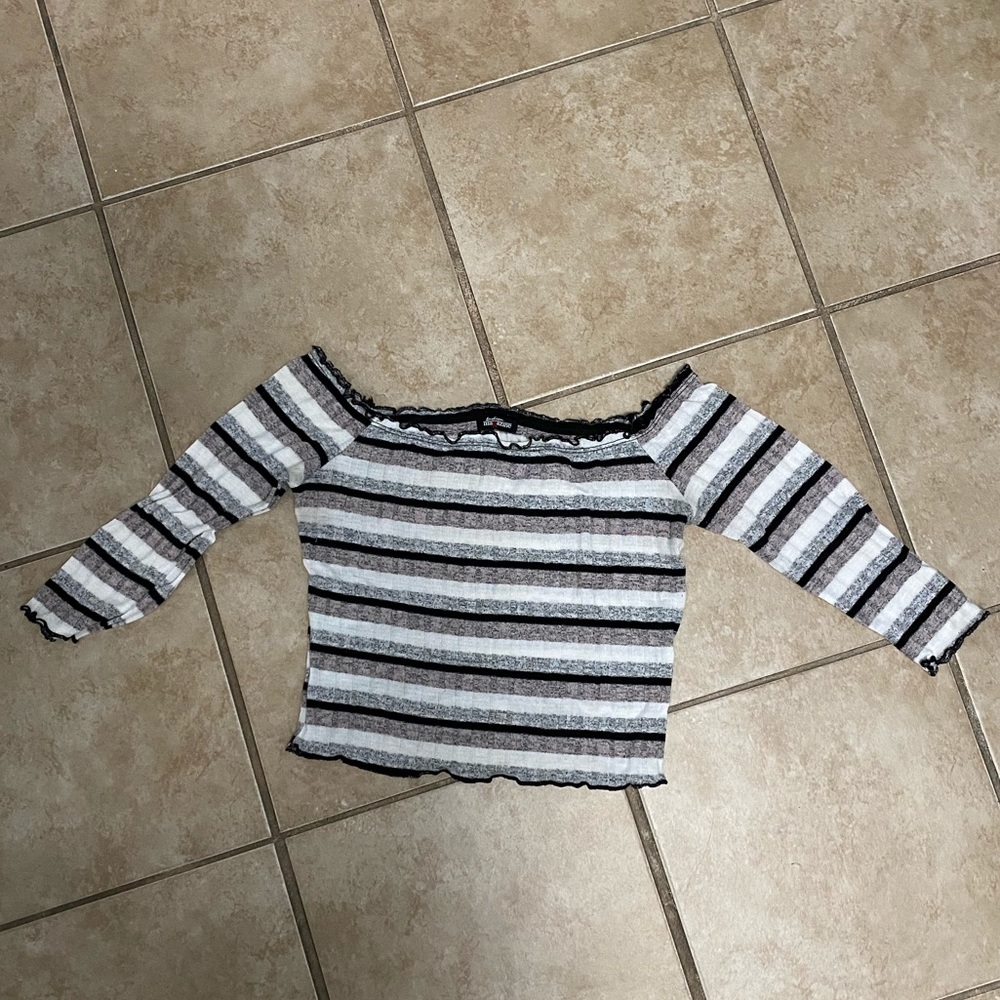 off the shoulder crop top